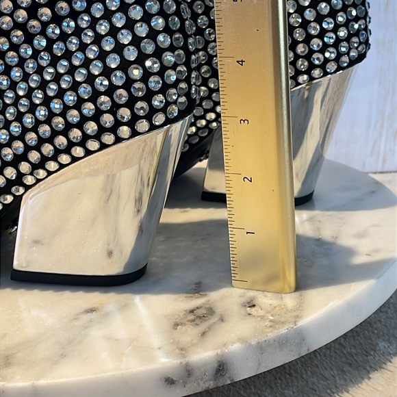 Azalea Wang Action Black Women's Rhinestone Cowboy Boots (7.5). - Picture 5 of 10